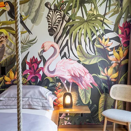 The Lab Experiments アパートホテル