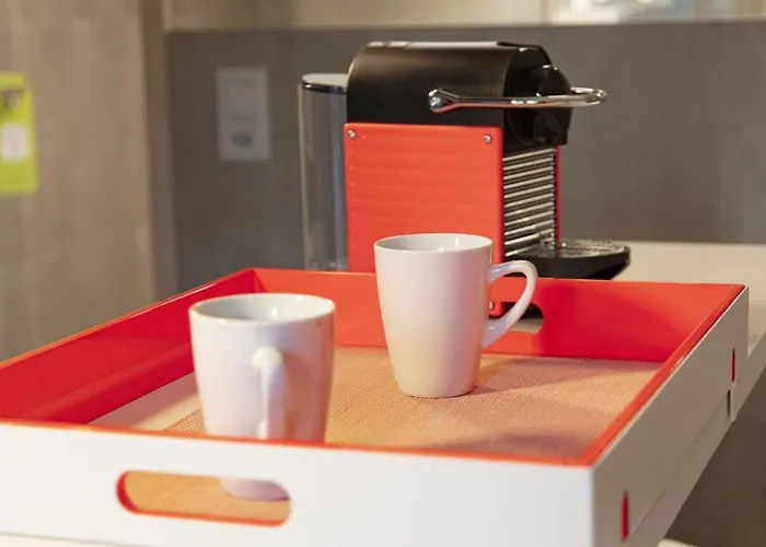 The Lab Experiments Θουν